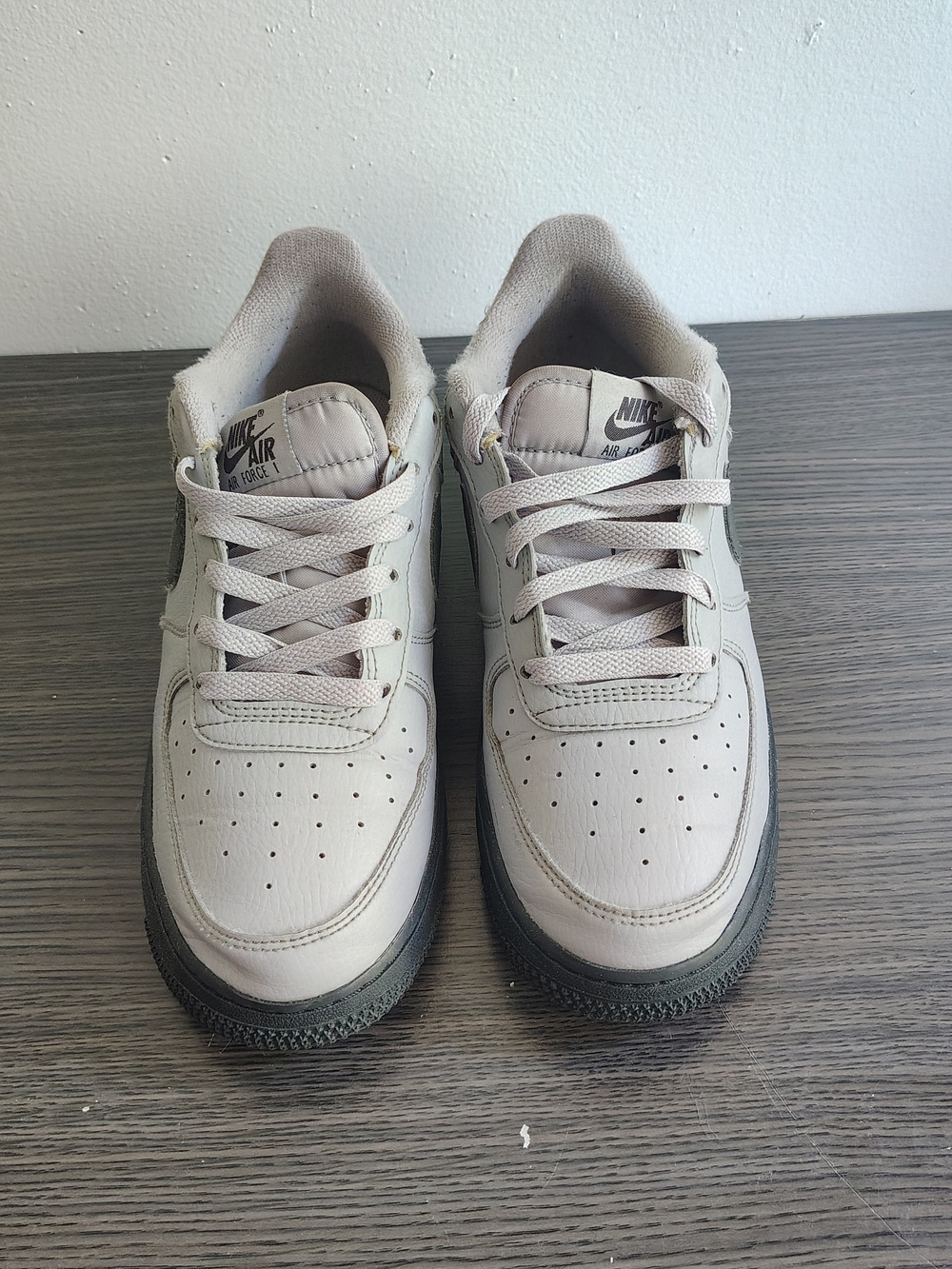Nike Air Force 1 Low Sneakers in Light Gray and Olive